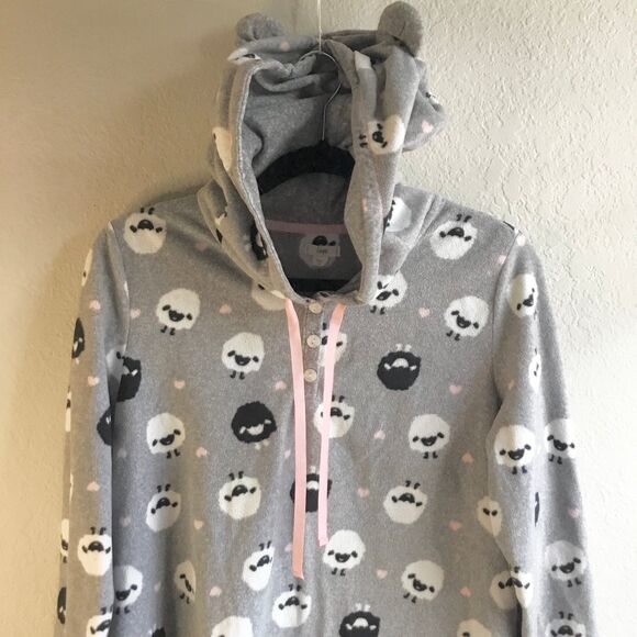 Hooded with ears fleecey pullover pj sheep pattern all over long nightshirt M - Picture 7 of 8